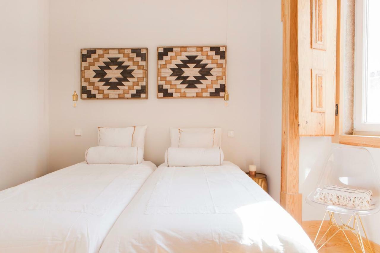 Lejlighed Charming Flat With Balconies Chiado District 2 Bedrooms & Ac 19th Century Building *
